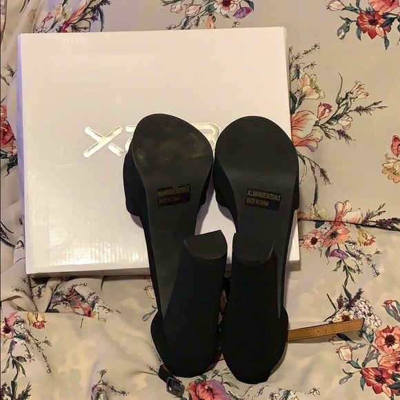 X2b High Heels - Picture 3 of 3